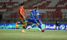 استقلال با گل «مسی» صدرنشین لیگ شد