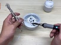 نحوه تعمیر لامپ های LED سوخته با کمک یک خودکار/ ویدئو