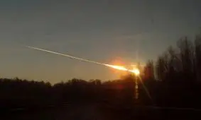 تلاش برای سرنگونی شهاب سنگ یا بشقاب‌پرنده در استان شاندونگ چین/ ویدئو