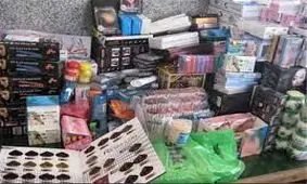 کشف انبار میلیاردی لوازم آرایشی قاچاق در بازار تهران