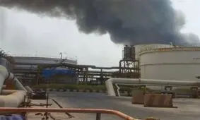 محبوس‌ شدن برخی افراد در حادثه آتش‌سوزی اسکله دیر تکذیب می‌شود