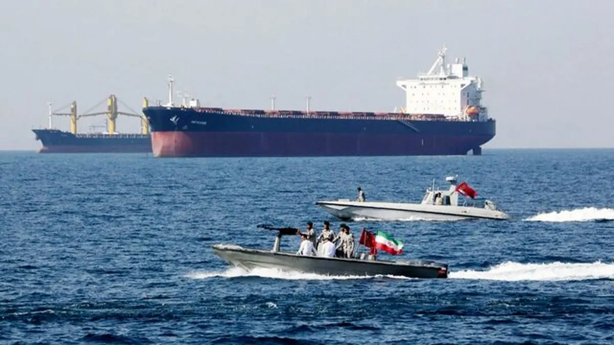 آمریکا، انگلیس و اسرائیل با هر پرچمی در لیست سیاه عبور از تنگه هرمز قرار دارند