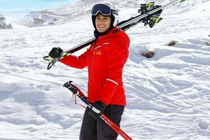 مهاجرت عاطفه احمدی، اسکی باز به فرانسه؟/ عکس

