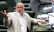 قاضی پور: باید دشمن را بزنیم که زمین گیر شوند