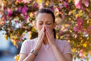 گرفتگی بینی در فصل بهار ؛ چطور راحت نفس بکشیم؟