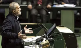 روزنامه نزدیک به قالیباف: دولت ایده ندارد/ مردم و بازار، دولت را در مهار بحران ناتوان می بینند