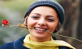  سفر به تاریخ؛ چهرۀ «چکامه چمن‌ماه» در 18 سالگی در اولین فیلمش؛ سال 1377 