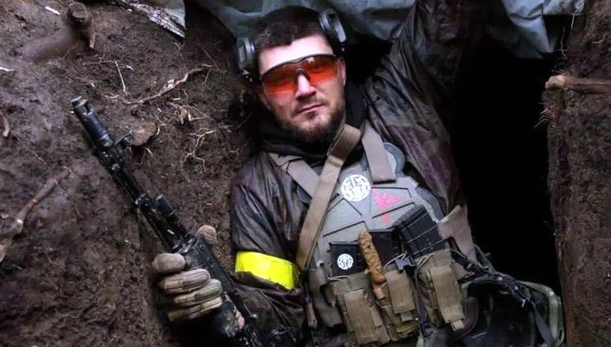 پاداش واقعی برای مرگ جعلی | مردی که برای مرگ خودش از روسیه جایزه گرفت! | دنیس کاپوستین کیست؟