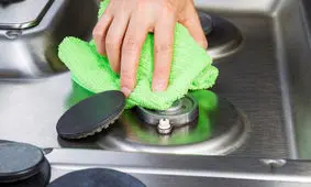 بهترین ترفندها برای تمیزکردن سرشعله های گاز