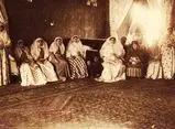 تصاویر واقعی زنان حرمسرای ناصرالدین‌شاه قاجار که زمین تا آسمان با زنان سریال «بامداد خمار» فرق داشتند!