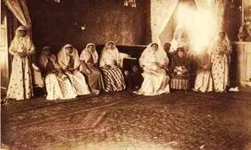 تصاویر واقعی زنان حرمسرای ناصرالدین‌شاه قاجار که زمین تا آسمان با زنان سریال «بامداد خمار» فرق داشتند!