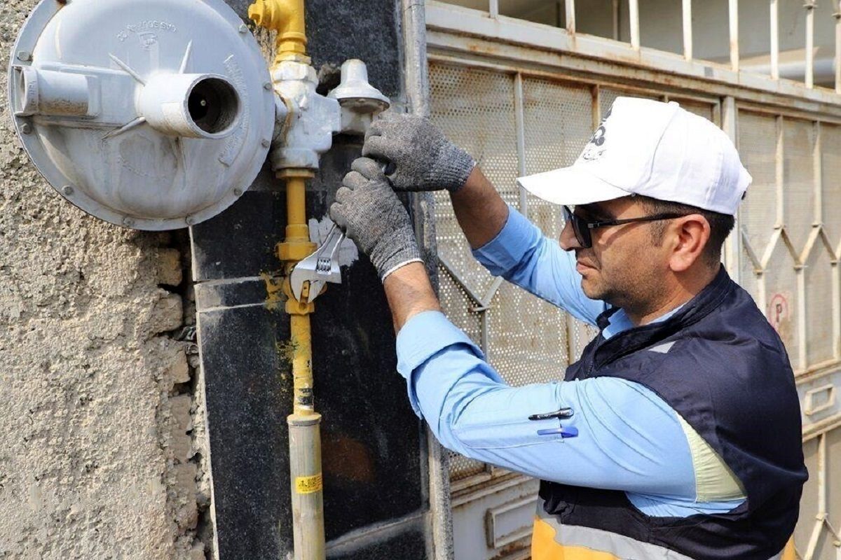 گاز ما را قطع کنید، تلفن تان را قطع میکنیم!/ ویدئو