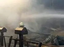 سقوط یک فروند بالگرد هوانیروز در دُرچه اصفهان/ شهادت خلبان، کمک خلبان و ۲ نفر از غرفه‌داران میدان میوه و تره‌بار/ ویدئو