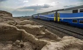 حرکت قطار مشهد-سرخس در پی وقوع طوفان شن لغو شد