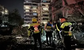 فریاد «ایران ایران» مردم بیروت پس از حملات موشکی به حیفا/ ویدئو

