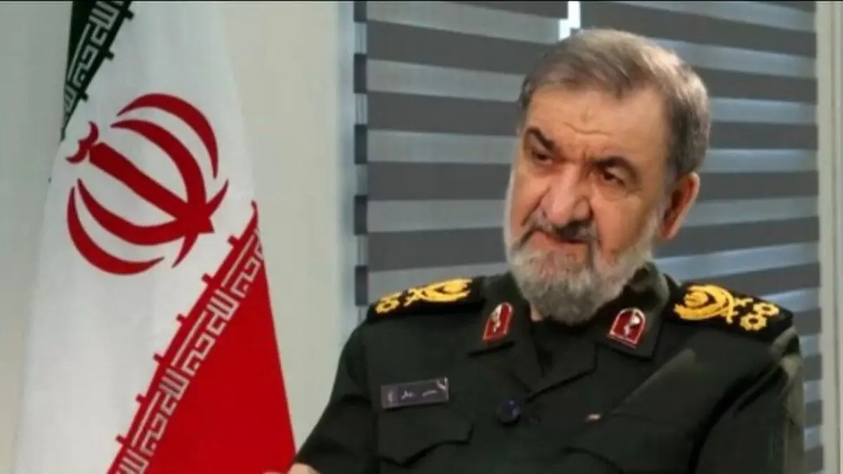 محسن رضایی: تداوم حملات آمریکا، ایران را از فاز مقابله به مثل وارد فاز تهاجمی می کند

