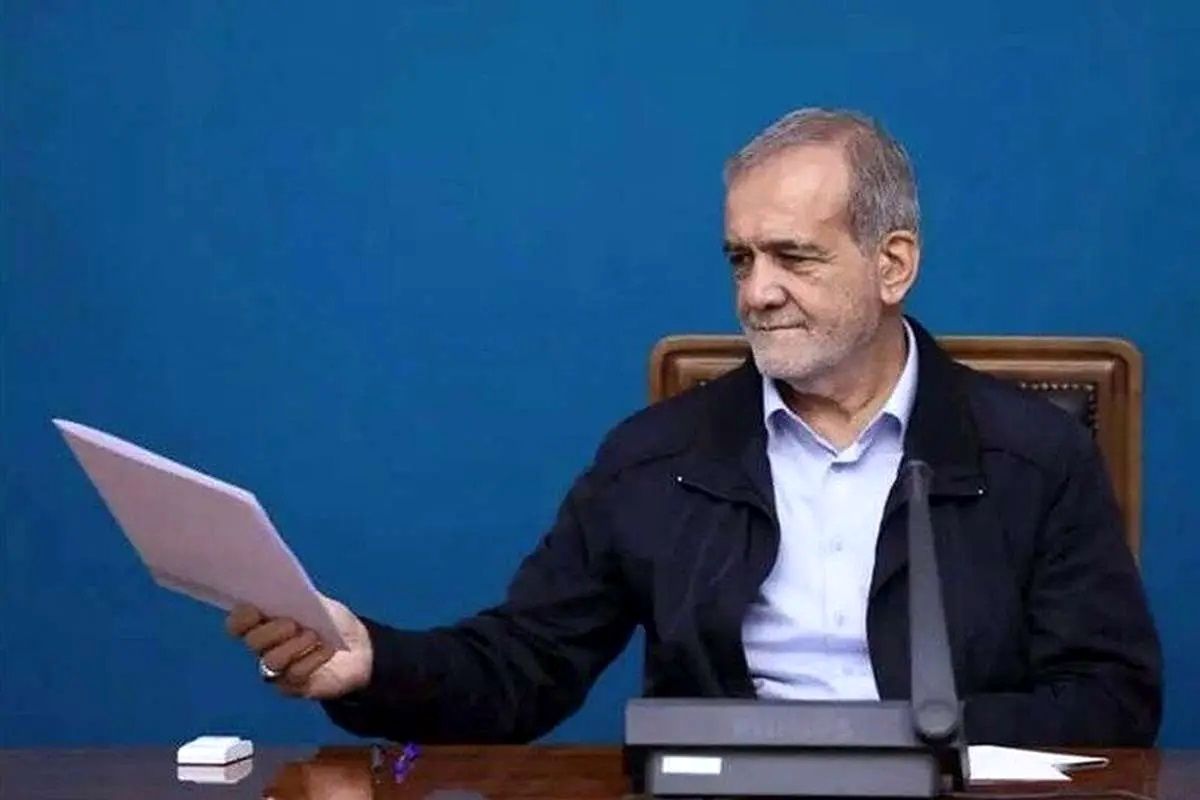 نامهی جمعی از اساتید روزنامهنگاری به پزشکیان: حالا که لایحه «مقابله با انتشار محتوی خبری خلاف واقع» را پس گرفته اید؛ فیلترینگ را هم حذف کنید