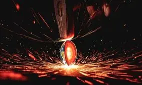 شبیه‌سازی دما و فشار هسته زمین در آزمایشگاه