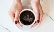 عوارض نوشیدن قهوه با شکم خالی