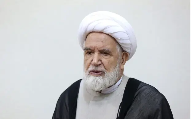 مهدی کروبی در نخستین مصاحبه پس از حصر: در راهی که از دهه 40 انتخاب کردیم، تجدید نکرده‌ایم/ امام خمینی 10 سال در تهران و جماران بودند و حاضر نشدند یک خانه برای خودش تهیه کنند/ ایشان در دوران مسئولیتشان حتی یک سفر مشهد نرفتند