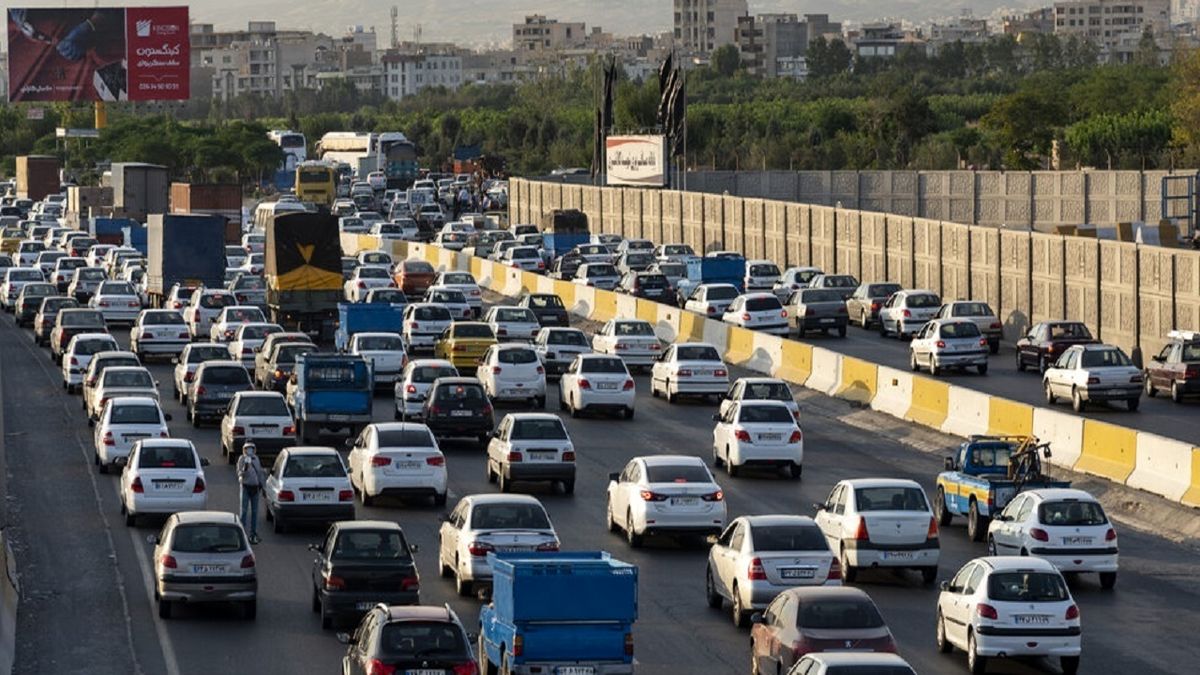 ترافیک سنگین در تمامی محورهای شمالی کشور

