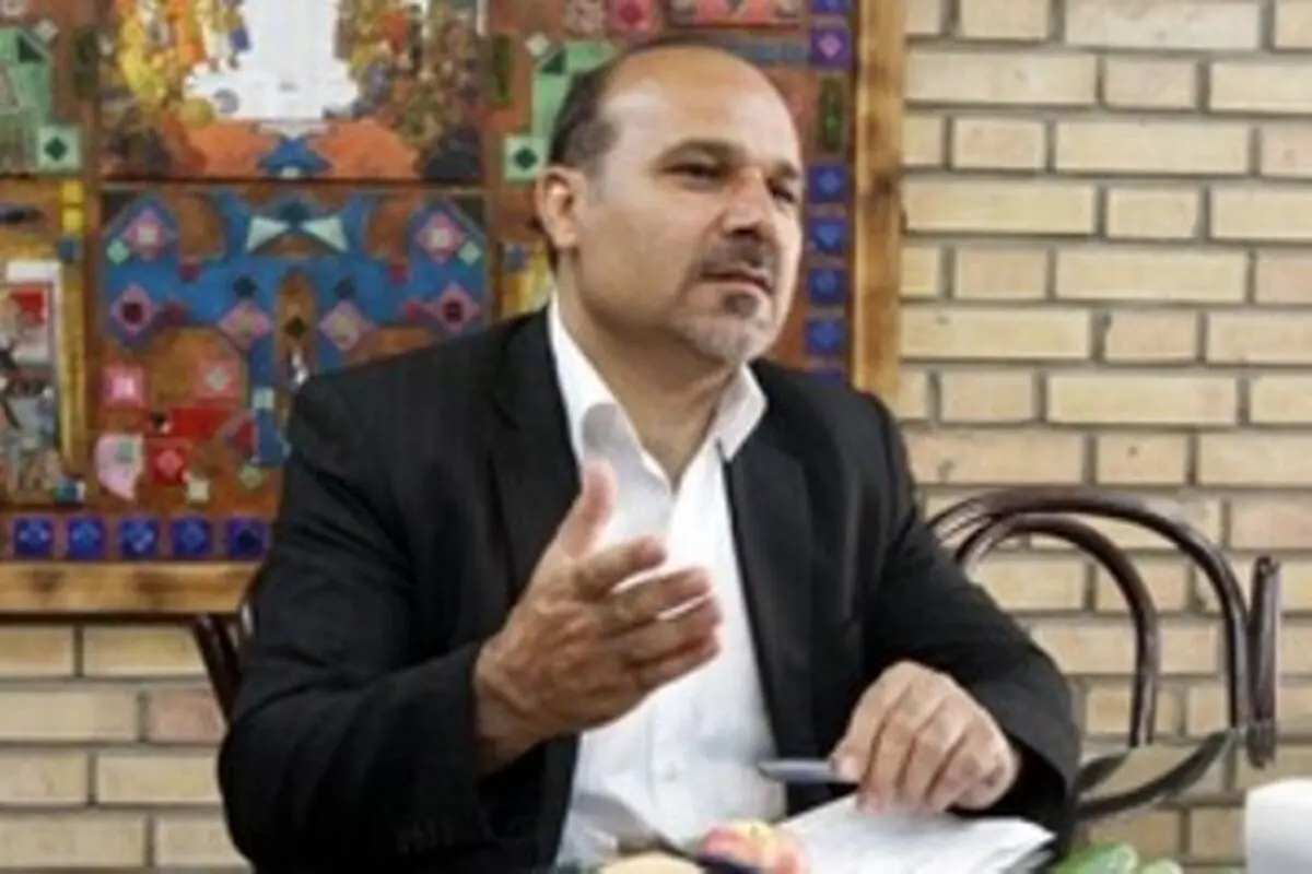 دولت خوش‌خیالی را در تعیین حقوق کنار بگذارد!/ حاج‌اسماعیلی: بی‌اعتمادی جدی بین کارگران، بازنشستگان و دولت شکل گرفته است