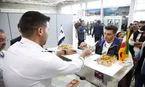 با گران‌فروشان بلیت هواپیما به‌ شدت برخورد می‌شود 

