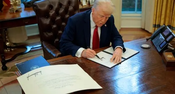 موج تازه تحریم‌ها علیه ایران / ترامپ فرمان تحریم‌های ثانویه را امضا کرد / تعرفه ۲۵ درصدی برای شرکای تجاری ایران!