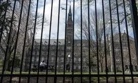 اخراج استاد آمریکایی از دانشگاه به خاطر ایران