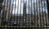 اخراج استاد آمریکایی از دانشگاه به خاطر ایران