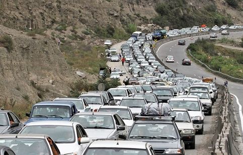 تهرانی‌ها در حال بازگشت به تهران/ترافیک رو به افزایش در مسیرهای ورودی به تهران 