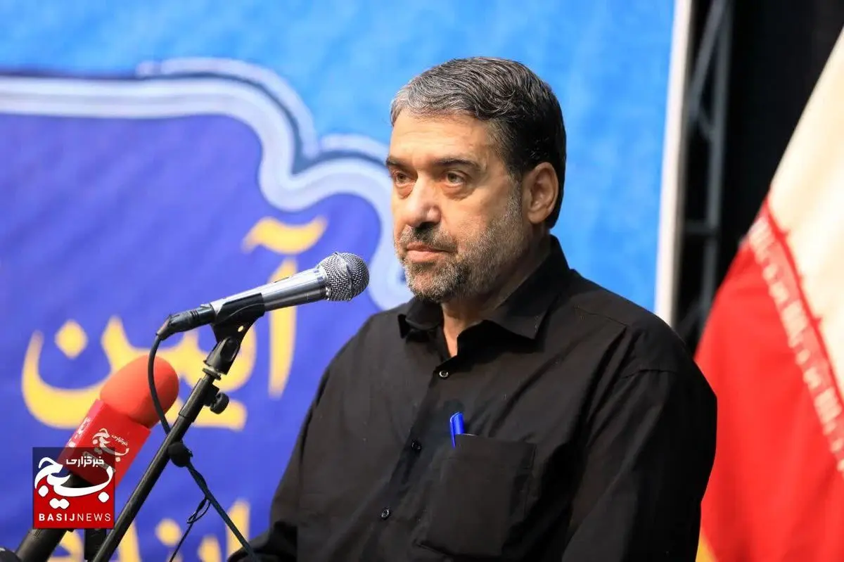 رسواییِ دشمنانِ ملت ایران با انتشار تصاویر حضور امام سیدمجتبی خامنه‌ای در میان مردم و جلسات با فرماندهان نیروهای مسلح در آینده