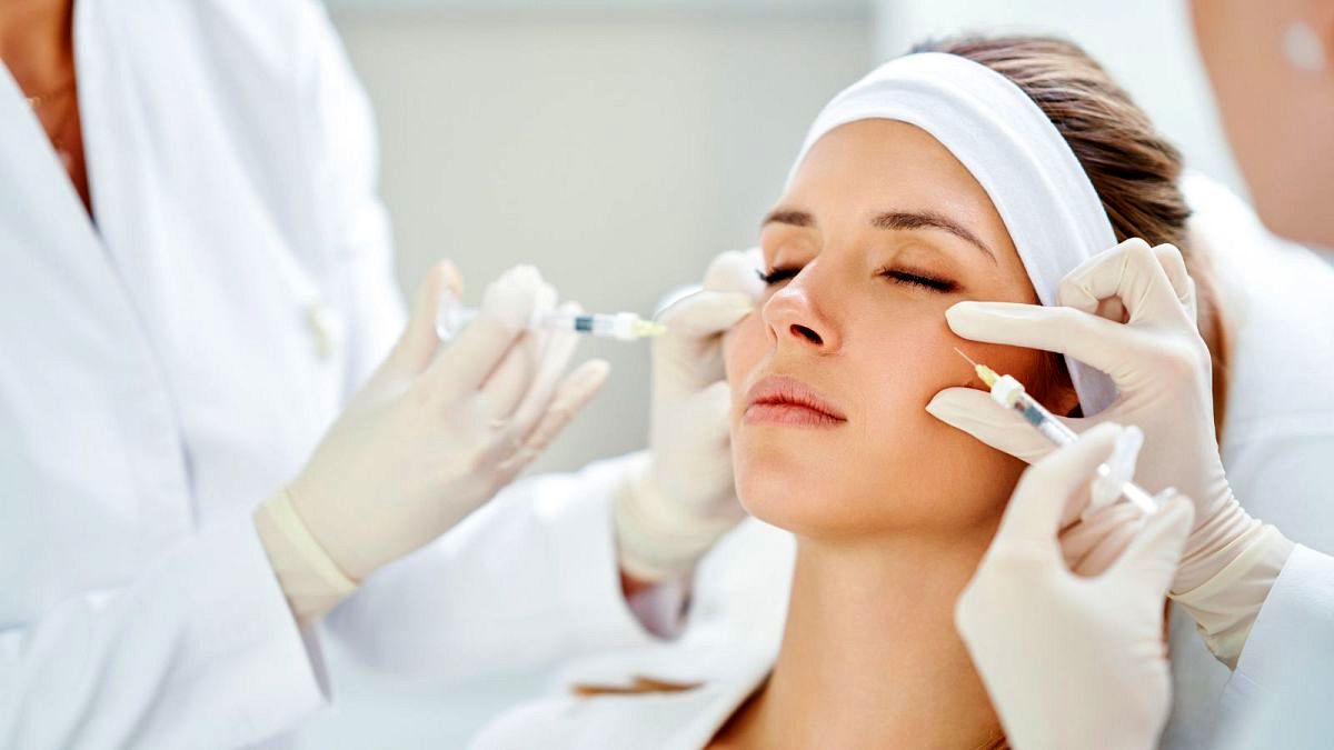 آغاز تزریق بوتاکس در دهه ۲۰ زندگی از بروز چین و چروک پوست جلوگیری میکند؟