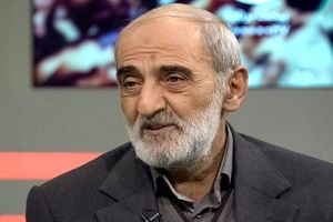 حسین شریعتمداری در پاسخ به پزشکیان: غیر از جنگ و مذاکره، راه دیگری هم هست!