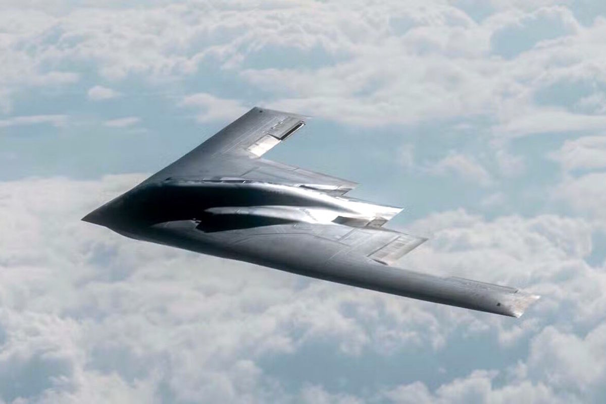 ناپدید شدن مرموز B-2 | پدافند ایران بمبافکن B-2 را شکار کرد؟