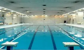 در استخرهای بانوان چه خبر است؟
