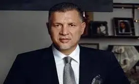 دیدار صمیمی علی دایی و ابی در لس‌آنجلس