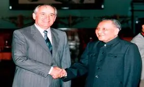 شوروی یک‌دندگی کرد و فروپاشید، چین با محیط سازگار و ابرقدرت شد

