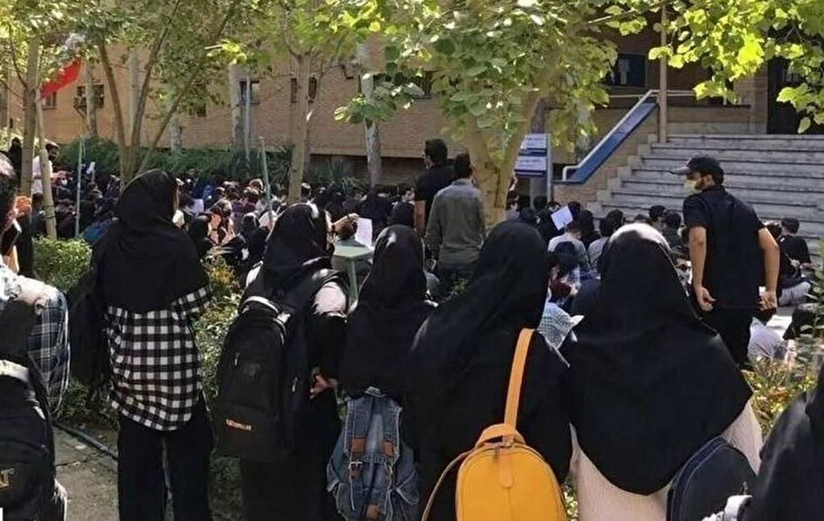 معاون وزارت بهداشت: تمامی دانشجویان اخراجی به کلاسها برگشتند
