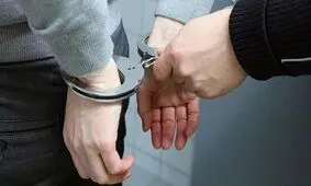 کارمند رشوه بگیر یکی از ادارات البرز دستگیر شد/کشف ۲۰۰ عدد سکه طلا