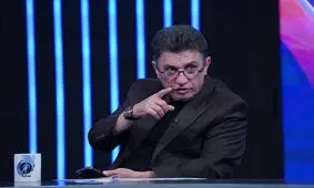 ساعت 5 و نیم میلیارد تومانی امیر قلعه‌نویی در برنامه فوتبال برتر/ عکس

