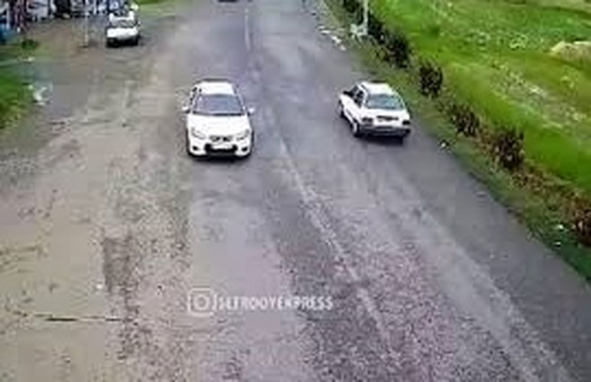 رفتار عجیب راننده زن در گردش به چپ خطرناک/ ویدئو