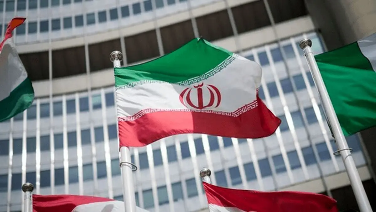 خبرگزاری فارس: مسئولان محترم! لااقل دلیل «توضیح ندادنتان» را توضیح دهید