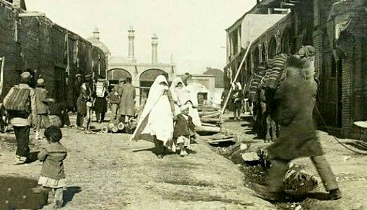 سفر به ایران قدیم؛ زن افغانستانی نوزادی با 4 پا به دنیا آورد