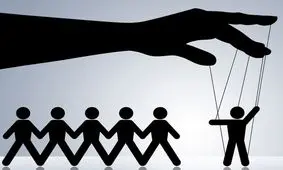 افراد کنترل‌گر چگونه اطرافیان خود را آزار می‌دهند؟