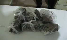 کشف تریاک از کوله پشتی فروشنده مواد مخدر در نظرآباد 