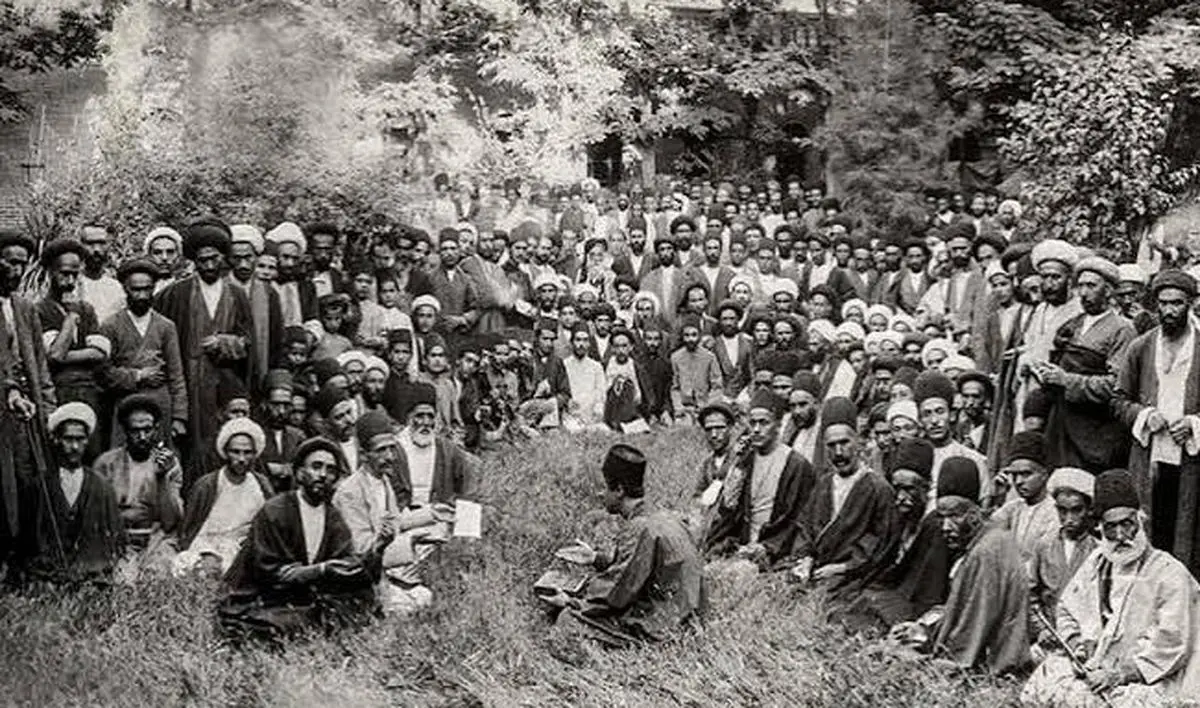 سفر در زمان؛ جشن مشروطه‌خواهان در سفارت انگلستان برای سالروز تولد مظفرالدین‌شاه 