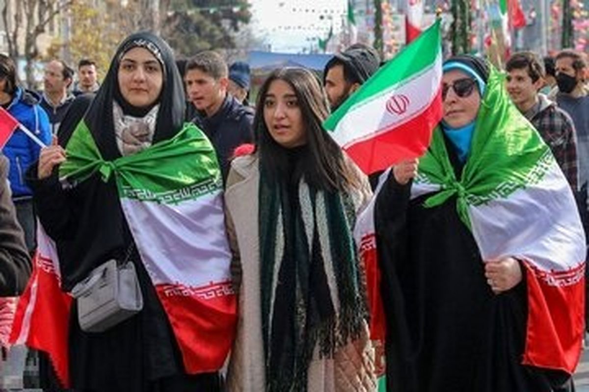 روزنامه کیهان: مطالبات معیشتی مردم، نافی خواست آنان برای مقابله با کشف حجاب نیست