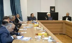  روحانی: اگر مردم را از صندوق مایوس کردید به خیابان می‌رانید/ بعضی فکر می‌کنند با یکدست شدن قوا معضلات حل می‌شود/ تلفنی و کتبی پیشنهاداتی به رهبری منتقل کرده ام

