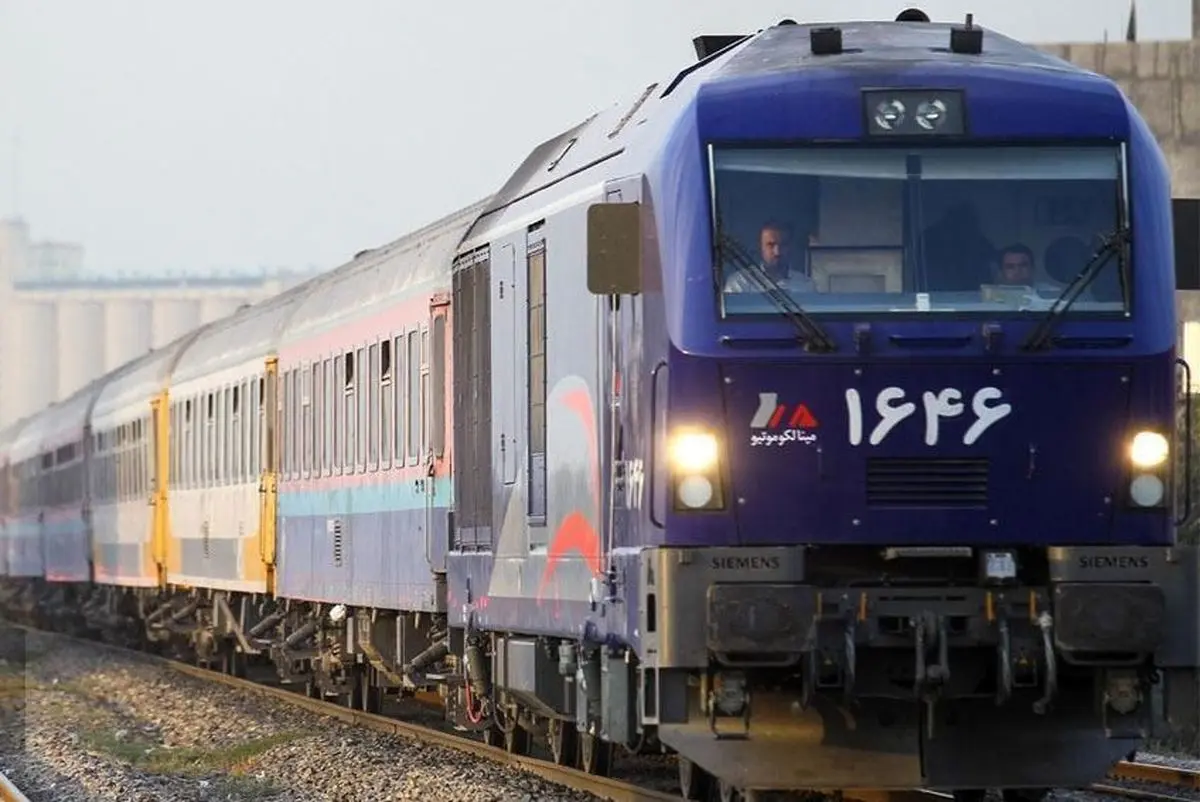 آغاز به کار مجدد مسیر ریلی مشهد - تهران/ ویدئو
